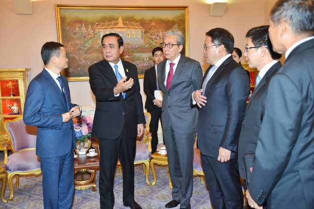 ชี้ผลกระทบจาก อาลีบาบา-ยักษ์ใหญ่อีคอมเมิร์ซอื่นๆ ต่อเศรษฐกิจไทย