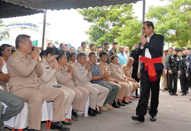 แจงน้ำมันราคาพุ่งบังคับไม่ได้ ย้ำวันนี้กำลังเดินสู่การเลือกตั้ง