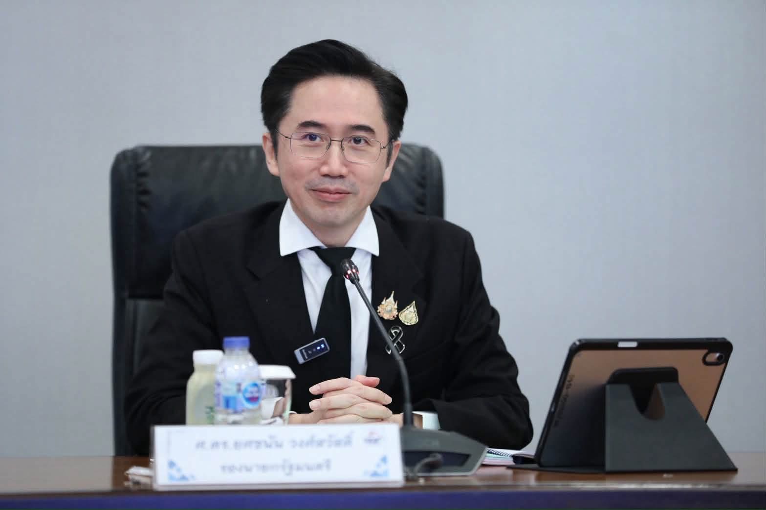 "ยศชนัน-ประเสริฐ" นำทีม คกก.กรอบคุณวุฒิแห่งชาติ เคาะเกณฑ์เทียบภาษามาตรฐานสากล พร้อมดัน "ธนาคารหน่วยกิต" หนุนเรียนรู้ตลอดชีวิต — ภาพที่ 4