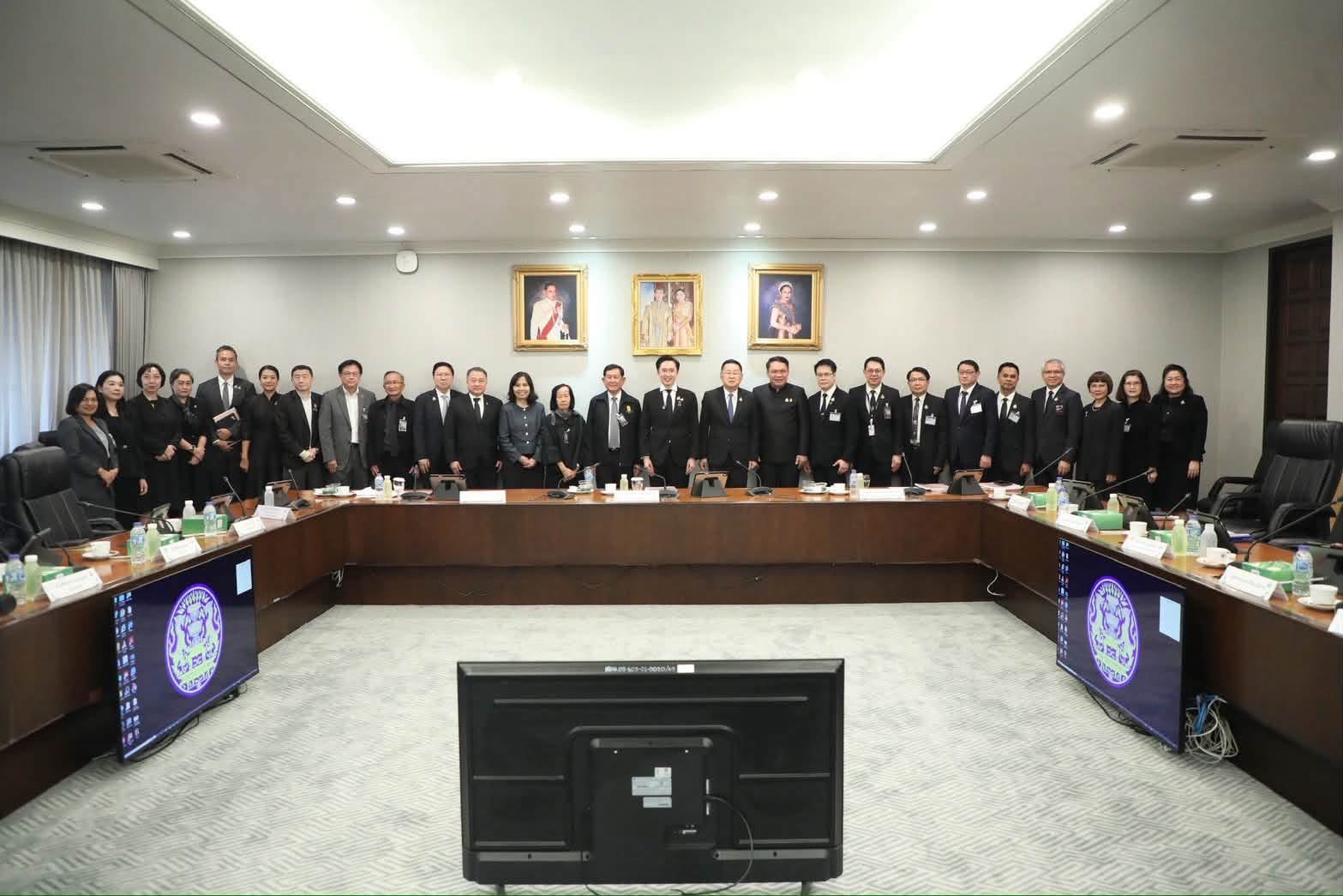 "ยศชนัน-ประเสริฐ" นำทีม คกก.กรอบคุณวุฒิแห่งชาติ เคาะเกณฑ์เทียบภาษามาตรฐานสากล พร้อมดัน "ธนาคารหน่วยกิต" หนุนเรียนรู้ตลอดชีวิต — ภาพที่ 2