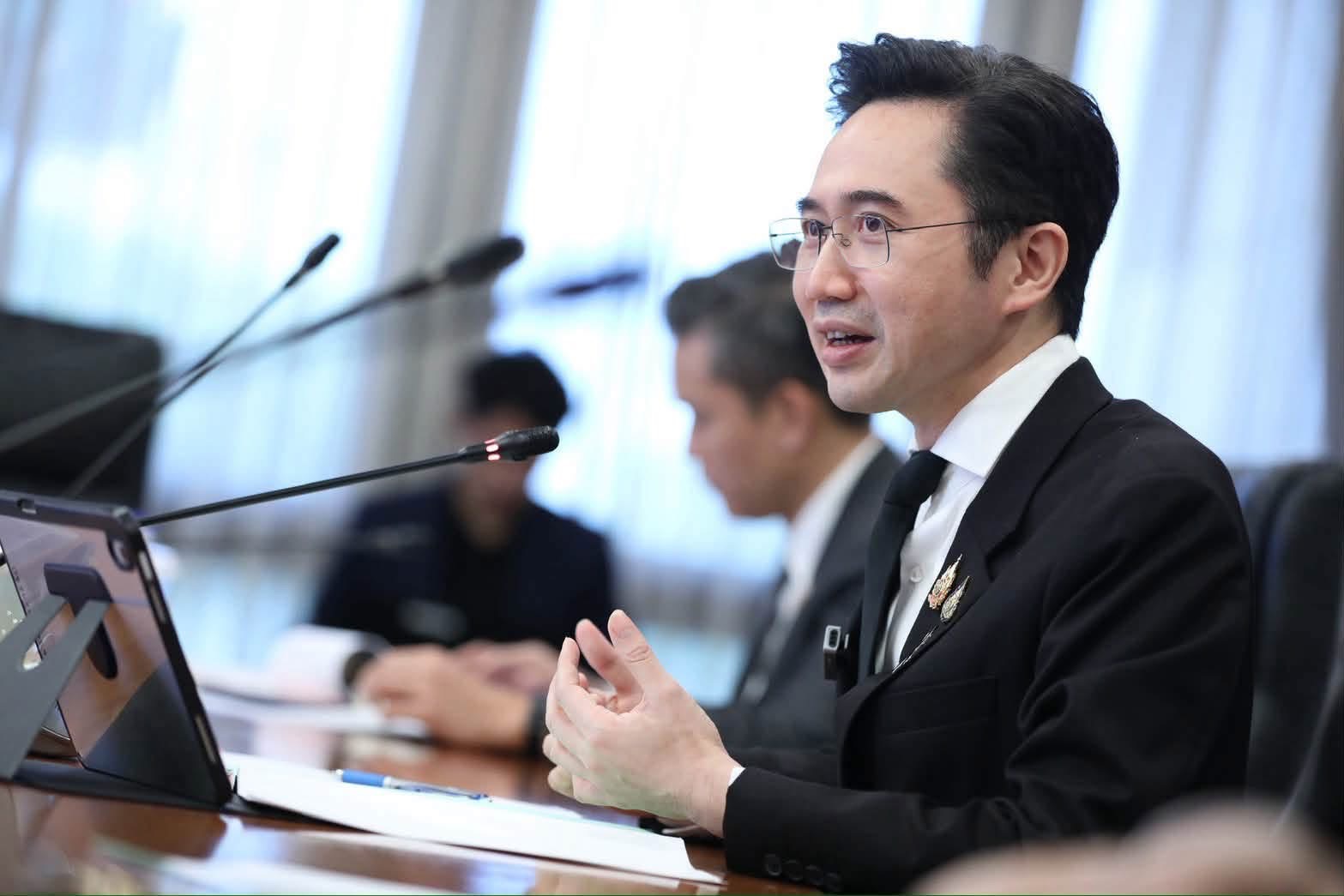 "ยศชนัน-ประเสริฐ" นำทีม คกก.กรอบคุณวุฒิแห่งชาติ เคาะเกณฑ์เทียบภาษามาตรฐานสากล พร้อมดัน "ธนาคารหน่วยกิต" หนุนเรียนรู้ตลอดชีวิต — ภาพที่ 10