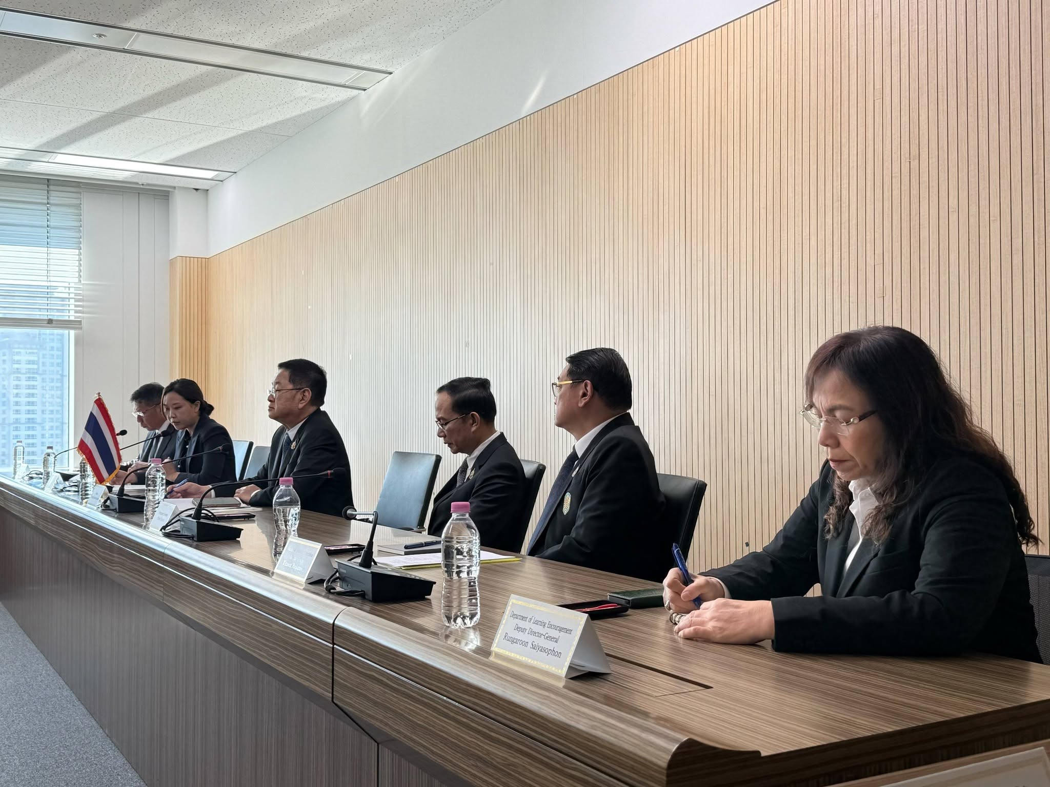 รมว. ศธ. ไทย–เกาหลีใต้ หารือยกระดับความร่วมมือด้านภาษา-อาชีวศึกษา AI-ทักษะแห่งอนาคต — ภาพที่ 6