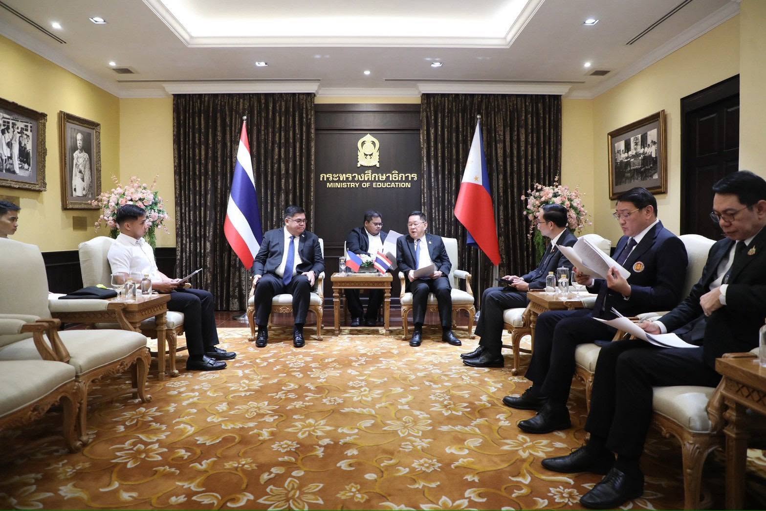 รมว.ศธ. ต้อนรับคณะผู้แทนฟิลิปปินส์ หนุนความร่วมมือแก้เด็กหลุดระบบ–พัฒนาการศึกษาดิจิทัล — ภาพที่ 5