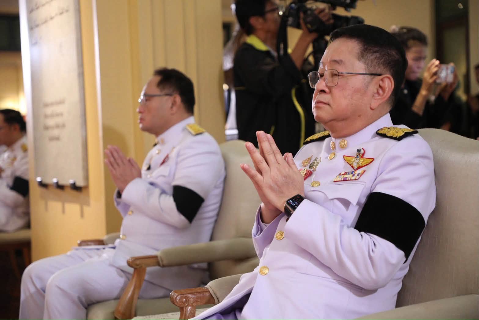 ศธ. จัดกิจกรรมเนื่องในวันคล้ายวันสวรรคต “พระพันปีหลวง” 24 ต.ค. 69 ด้วยความจงรักภักดีและน้อมรำลึกในพระมหากรุณาธิคุณ — ภาพที่ 8