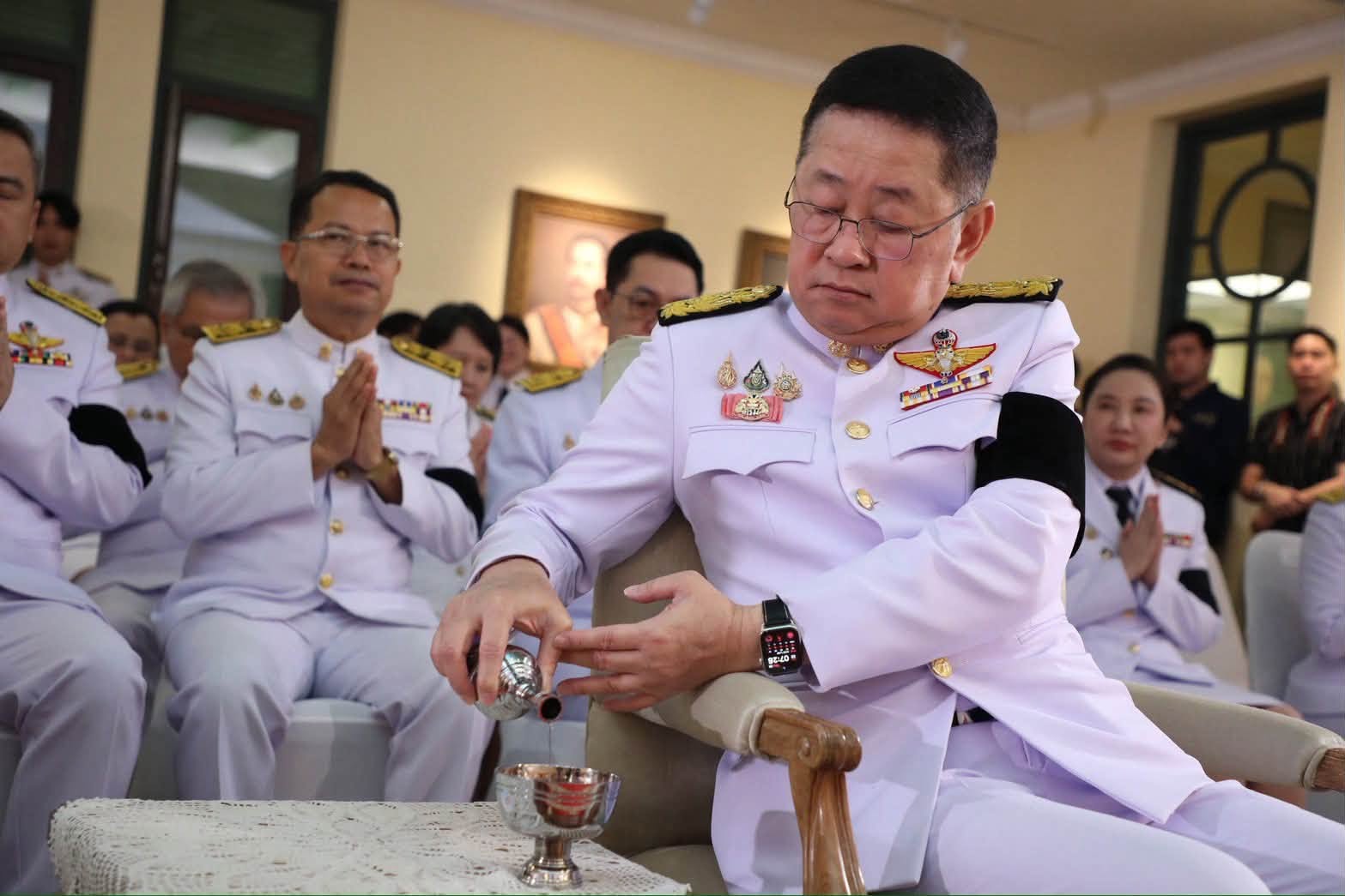 ศธ. จัดกิจกรรมเนื่องในวันคล้ายวันสวรรคต “พระพันปีหลวง” 24 ต.ค. 69 ด้วยความจงรักภักดีและน้อมรำลึกในพระมหากรุณาธิคุณ — ภาพที่ 10