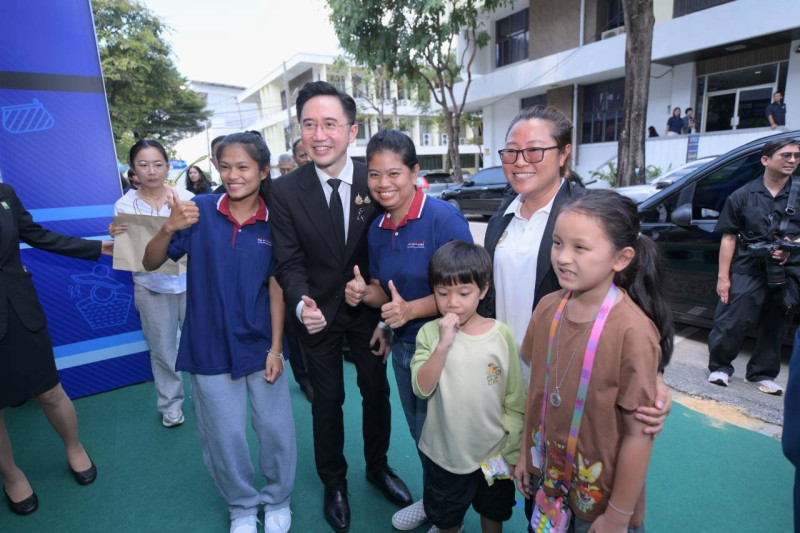 “ยศชนัน” ร่วมยินดี วช. ครบรอบ 67 ปี เปิดเวที NRCT Forum 2026 ผนึกพลังวิจัยและนวัตกรรมไทย สร้างความมั่นคงทางเทคโนโลยี ขับเคลื่อนประเทศสู่อนาคตอย่างยั่งยืน — ภาพที่ 4