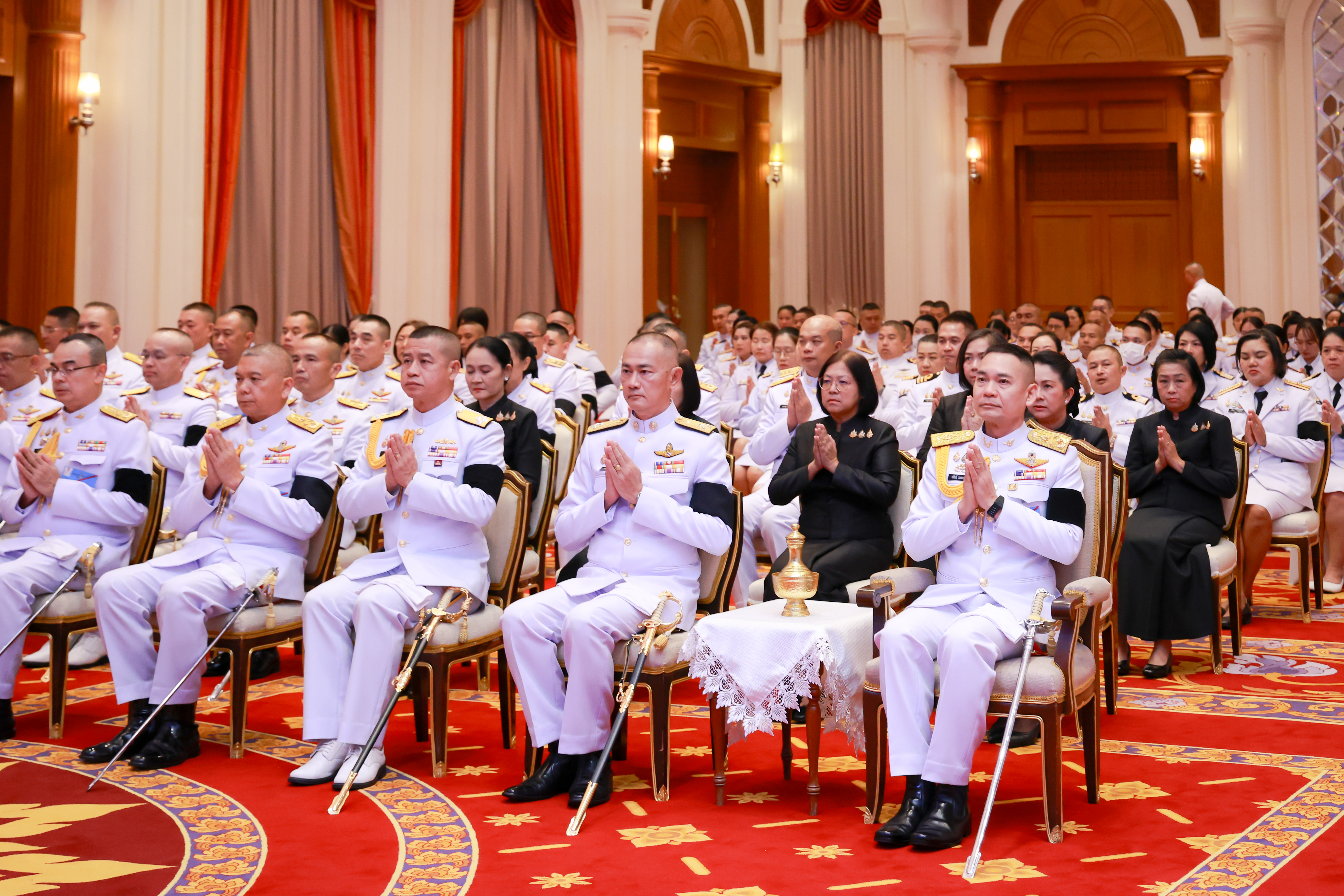 สำนักงานปลัดกระทรวงกลาโหม จัดพิธีบำเพ็ญกุศลถวายเป็นพระราชกุศล น้อมรำลึกในพระมหากรุณาธิคุณ สมเด็จพระนางเจ้าสิริกิต์ พระบรมราชินีนาถ พระบรมราชชนนีพันปีหลวง — ภาพที่ 5