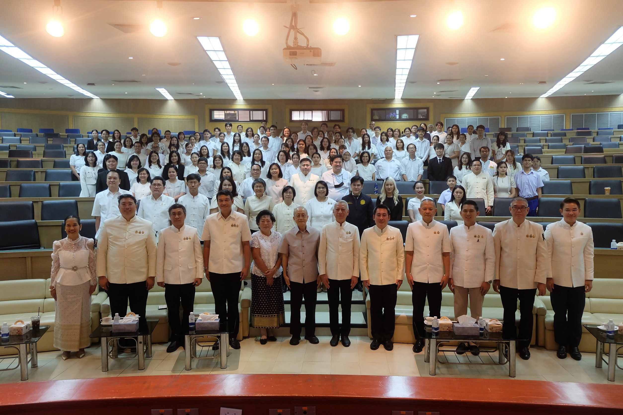 “พิพัฒน์” มอบวิสัยทัศน์ 24 ปี สนข. ดันไทยสู่ศูนย์กลางคมนาคมโลก ชูยุทธศาสตร์เชื่อม 2 มหาสมุทร สั่งศึกษาเส้นทางขนส่งทางทะเลเพิ่มโอกาสเศรษฐกิจวางรากฐานอนาคตให้คนรุ่นใหม่ — ภาพที่ 9