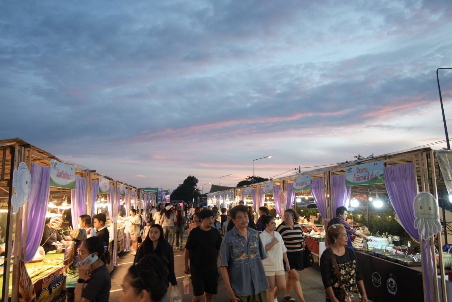 "ภัทร​พงศ์" เปิดงาน "CHARM of Lower NORTH" ดันพิจิตรนำทัพผลิก 5 จังหวัดภาคเหนือตอนล่าง สู่เมืองน่ารัก ชวนมาพักเมืองน่าเที่ยว — ภาพที่ 6