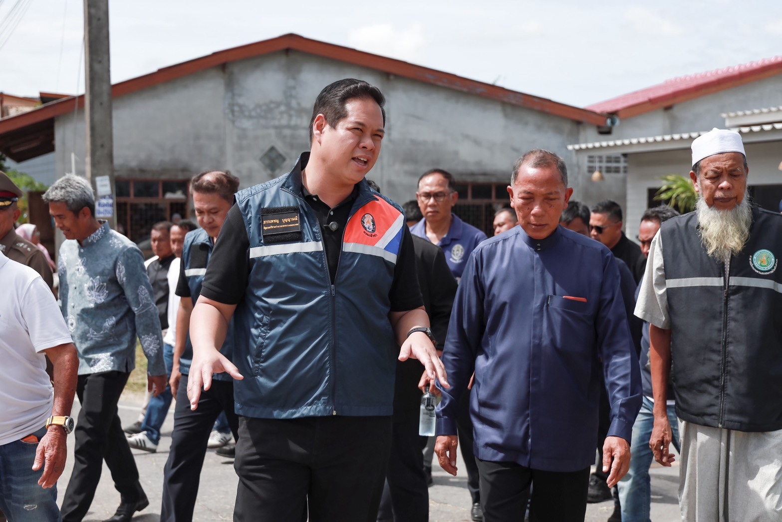 “สรรเพชญ” เร่งเปิดทางน้ำรับฤดูฝน เพิ่มประสิทธิภาพระบายน้ำ ลดผลกระทบน้ำท่วม ยกระดับความปลอดภัยการสัญจรทางน้ำ — ภาพที่ 6