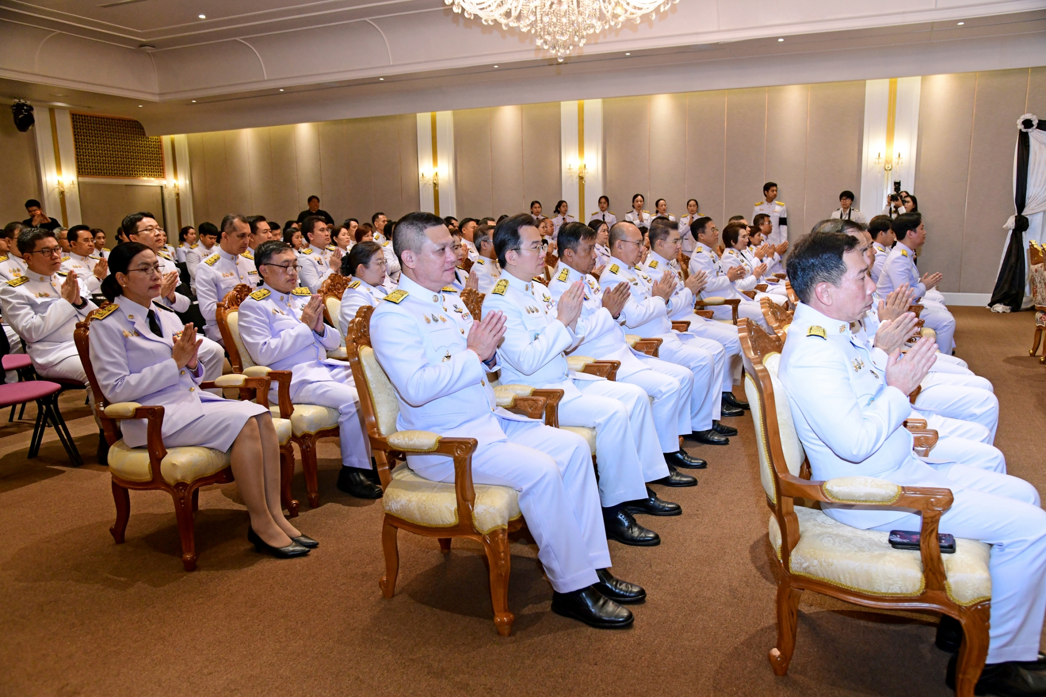 กระทรวงคมนาคม น้อมรำลึกในพระมหากรุณาธิคุณ จัดพิธีสวดพระพุทธมนต์เพื่ออุทิศถวายเป็นพระราชกุศล เนื่องในวันคล้ายวันสวรรคต สมเด็จพระนางเจ้าสิริกิติ์ พระบรมราชินีนาถ พระบรมราชชนนีพันปีหลวง 24 ตุลาคม 2569 — ภาพที่ 8